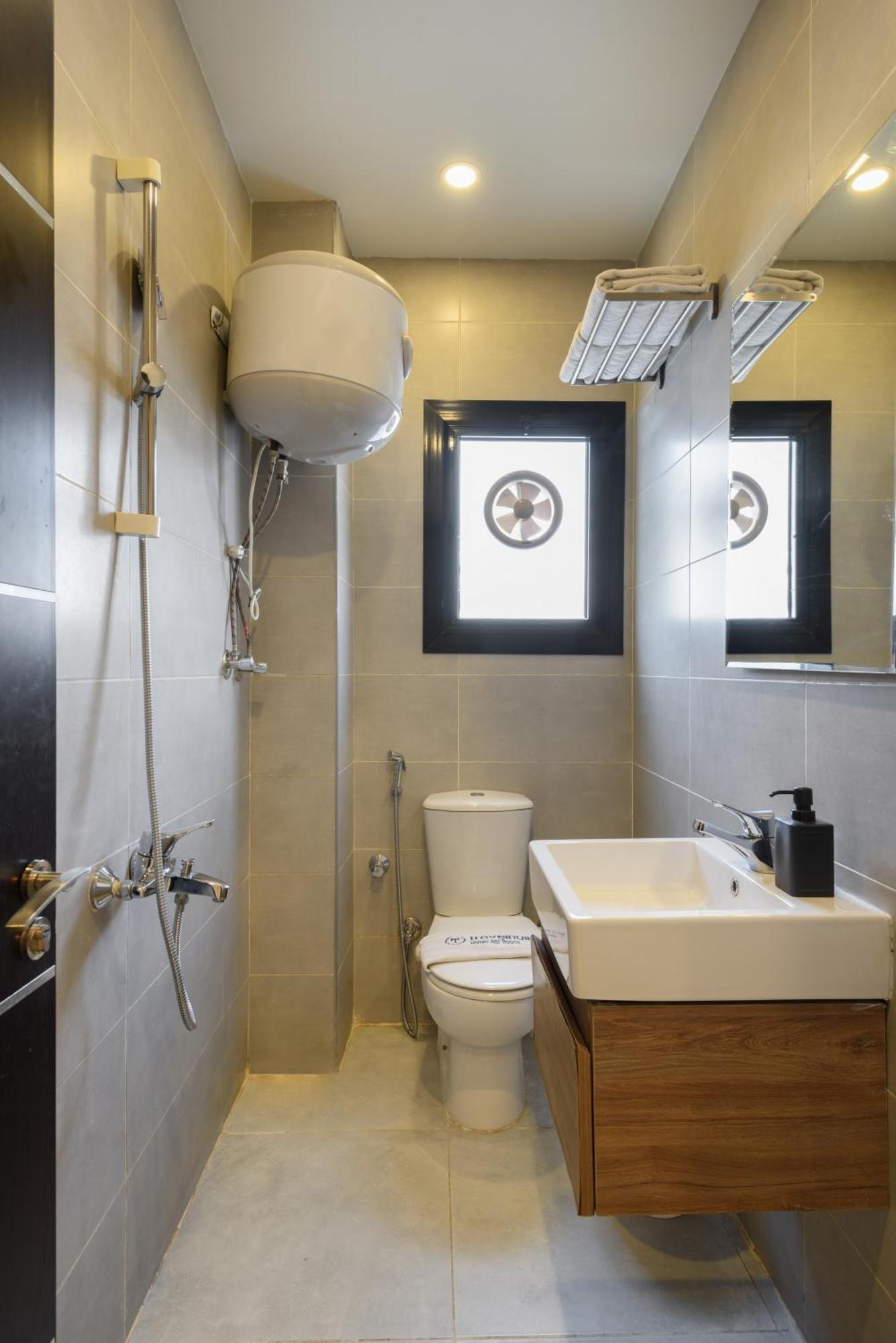 Travelholic Residence Golden Gates Kairo Bagian luar foto